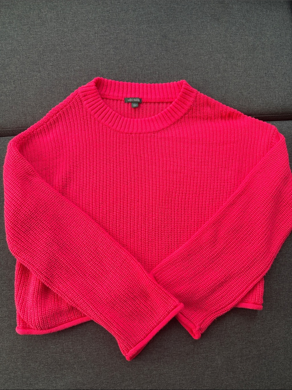 Wild Fable Women’s Pink Chunky Knit Cropped Bell Sleeve Sweater Size L